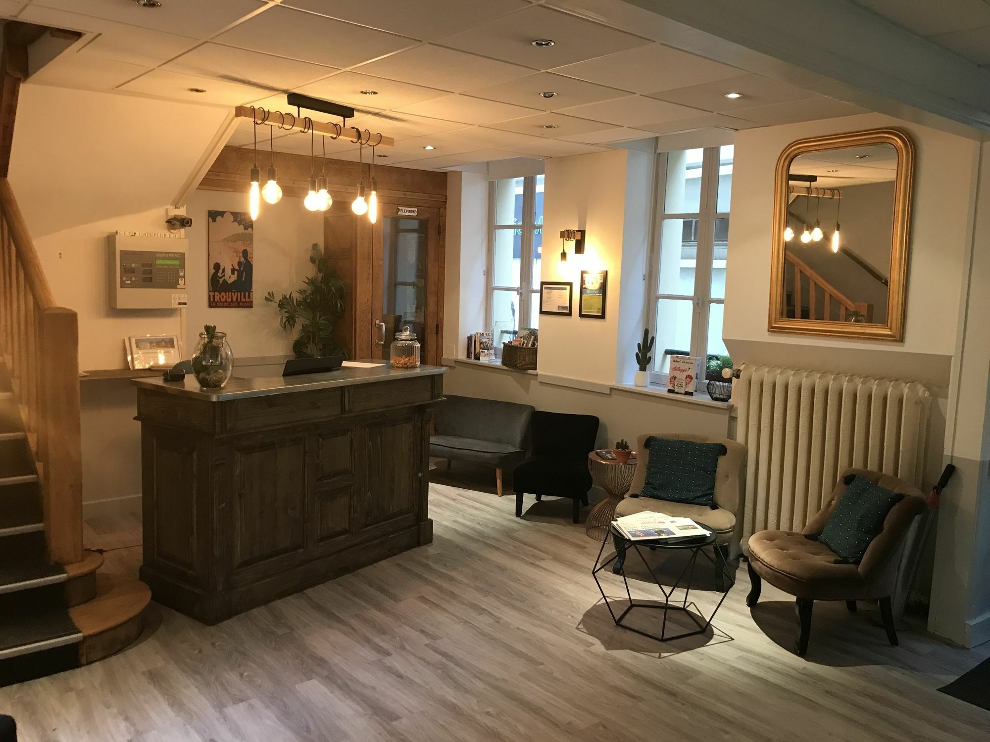 Hotel L'Estran Trouville-sur-Mer Buitenkant foto